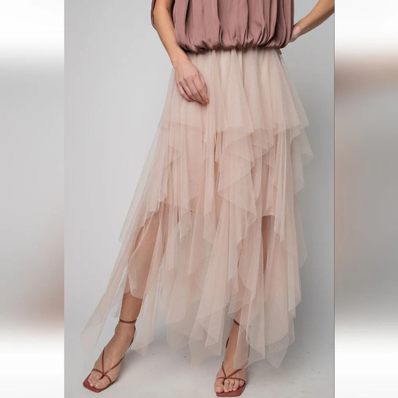 New! Easel Fairy Tale Tiered Mesh Ballerina Midi Maxi Skirt - Picture 1 of 7